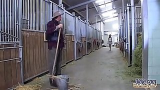 2 milf fucking one guy
