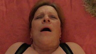 sexy milf lesbians