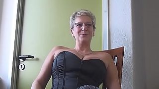 mom threesome